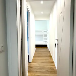 Konukevi Lexie, Roma