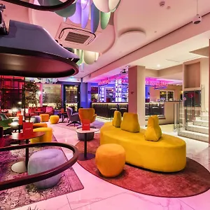 Otel Adesso, Roma